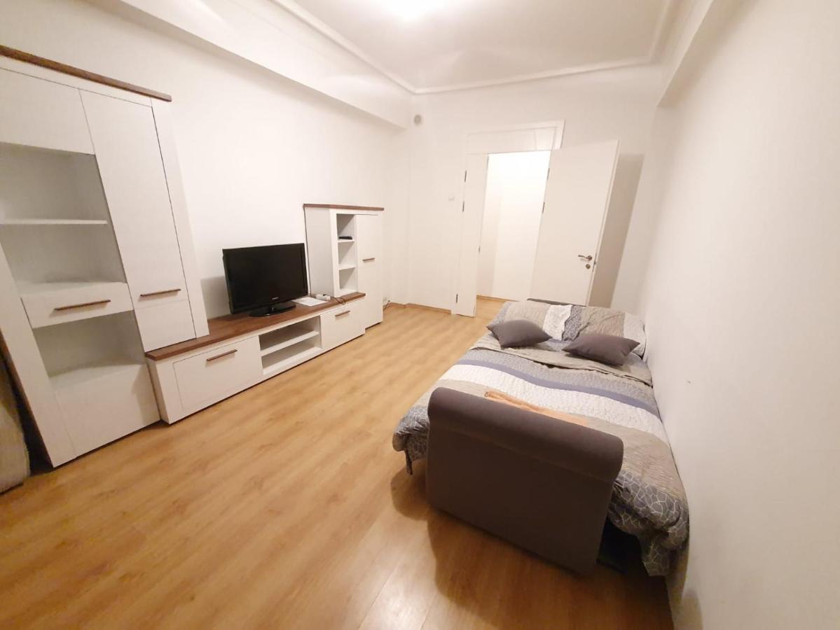 Stefan Cel Mare Boulevard Ultracentral Apartments In The Center Chisinau Exterior foto